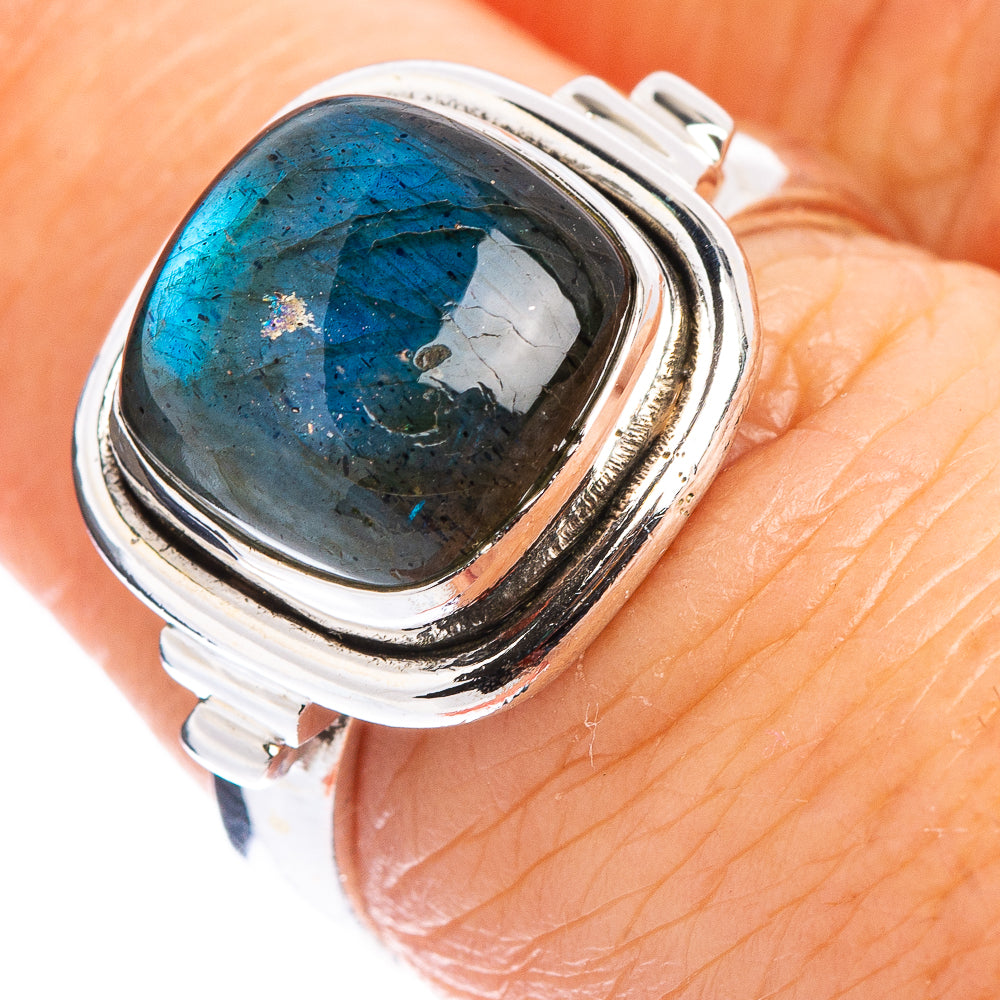 Labradorite Ring Size 7 (.925 Sterling Silver)