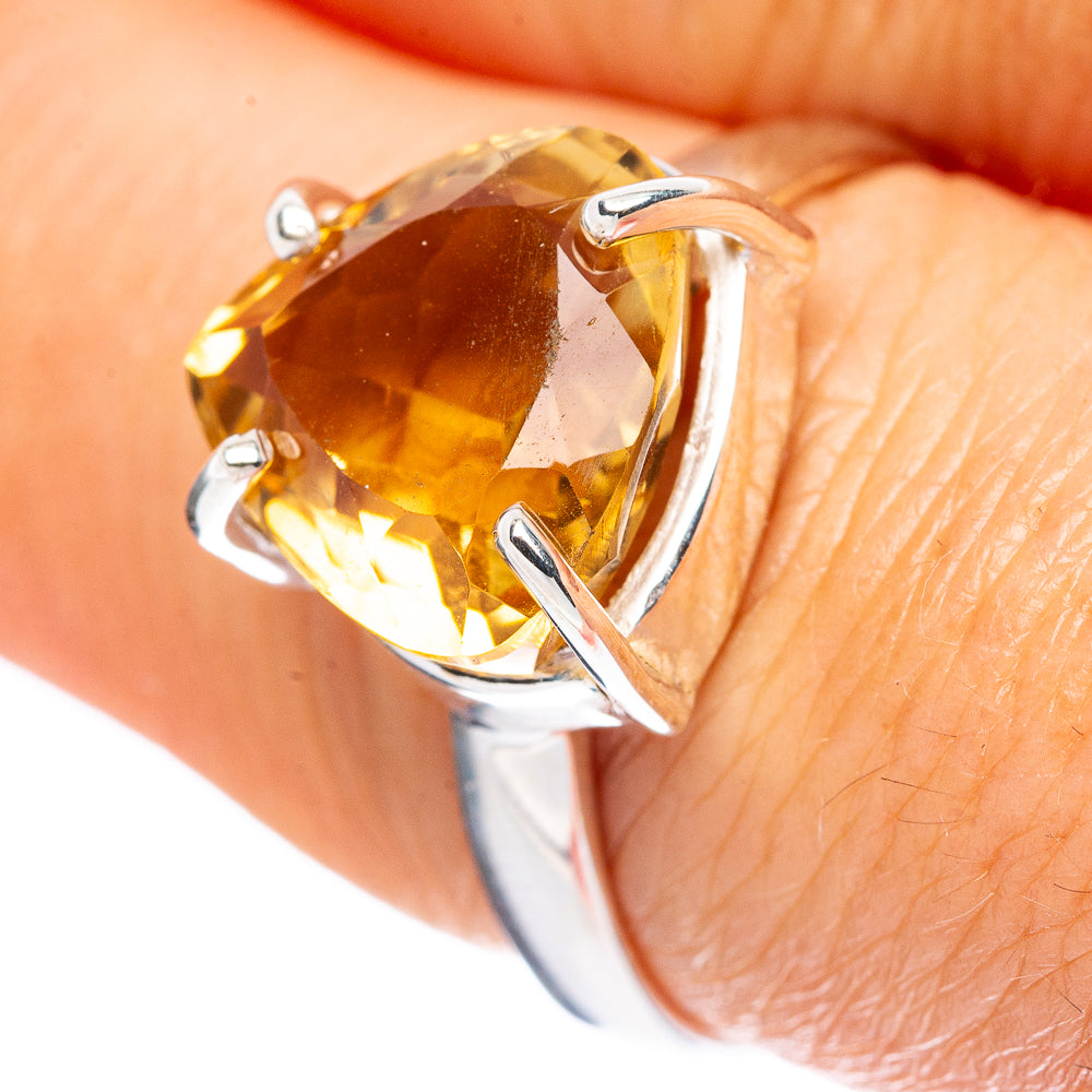Faceted Citrine Ring Size 7.5 (925 Sterling Silver) R4478