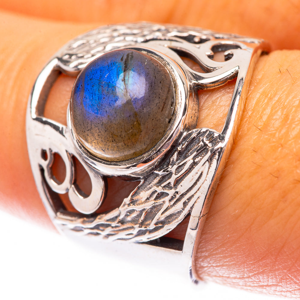 Labradorite Ring Size 8 (925 Sterling Silver) R140575