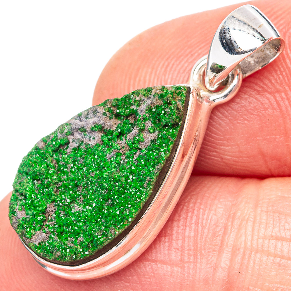Rare Uvarovite Garnet Pendant 1 1/8" (925 Sterling Silver) P42770