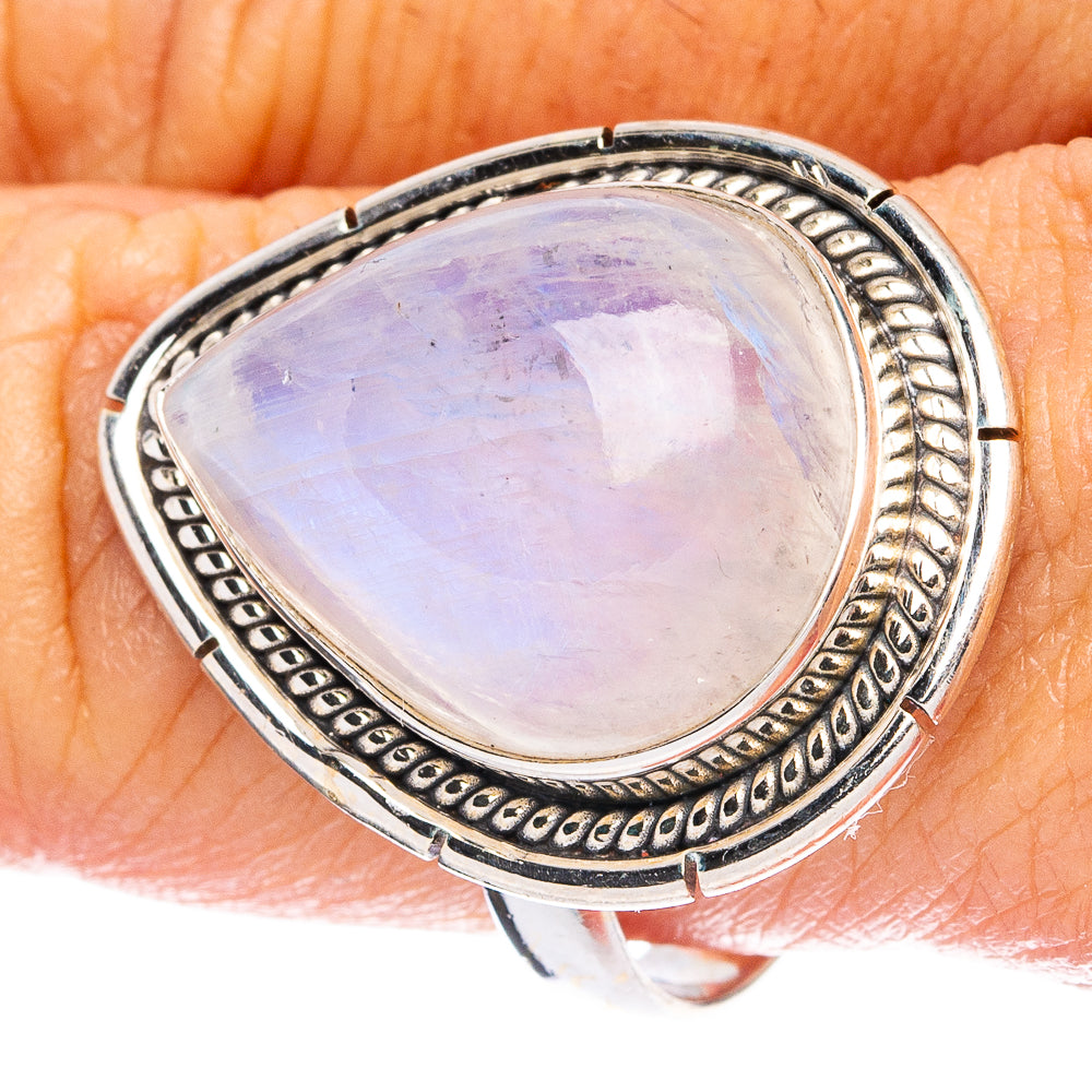 Rainbow Moonstone 925 Sterling Silver Ring Size 10 (925 Sterling Silver) R6400