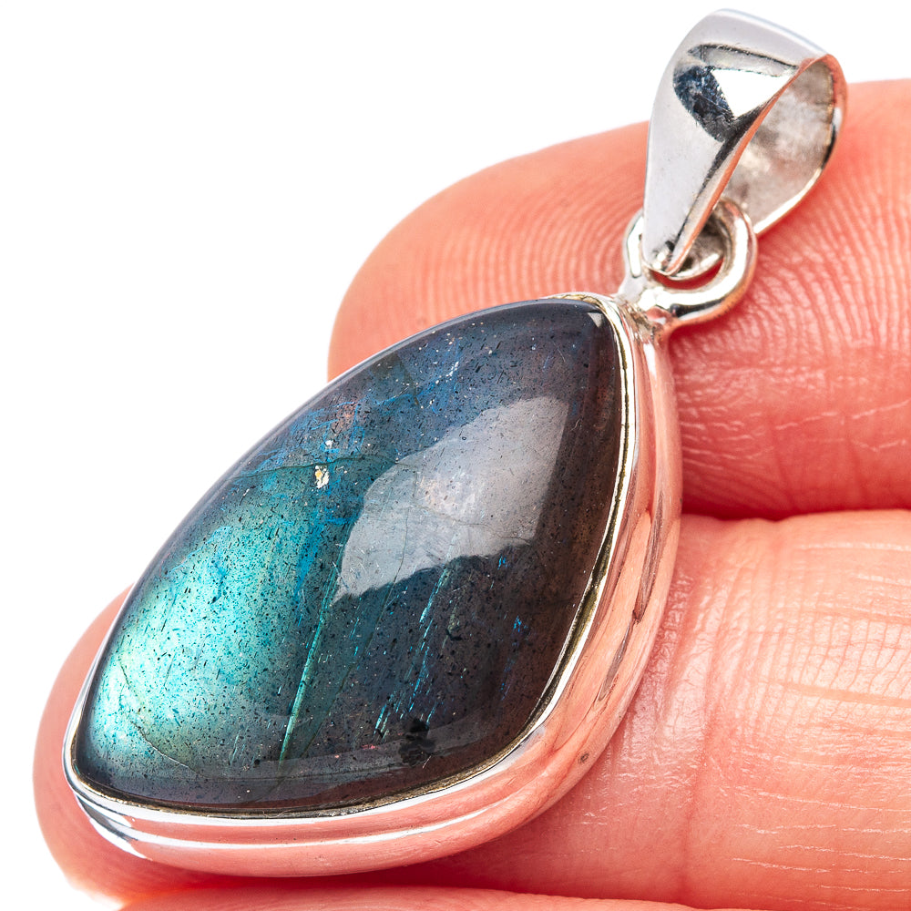 Labradorite Pendant 1 3/8" (.925 Sterling Silver)