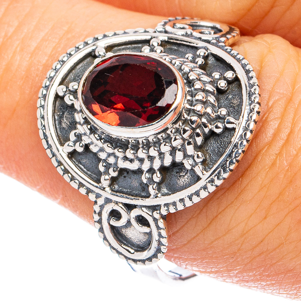 Garnet Ring Size 9 (925 Sterling Silver) R8234