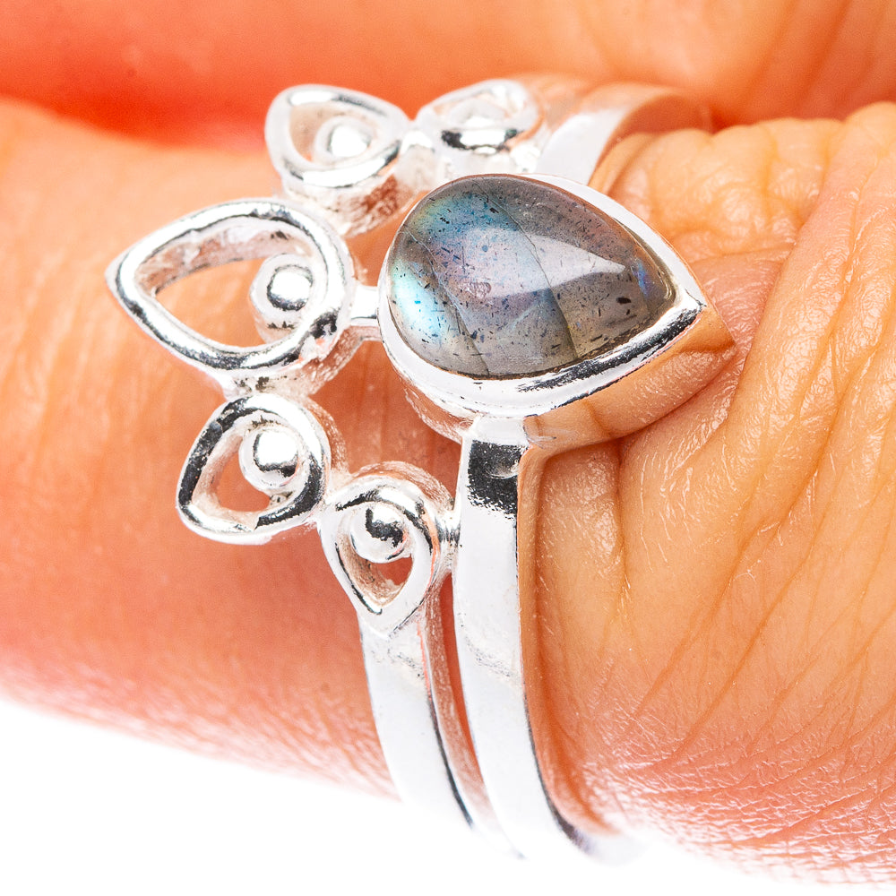 Labradorite Ring Size 6.75 (925 Sterling Silver) R5498