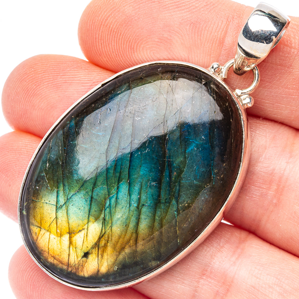 Labradorite Pendant 2 1/8" (925 Sterling Silver) P43796