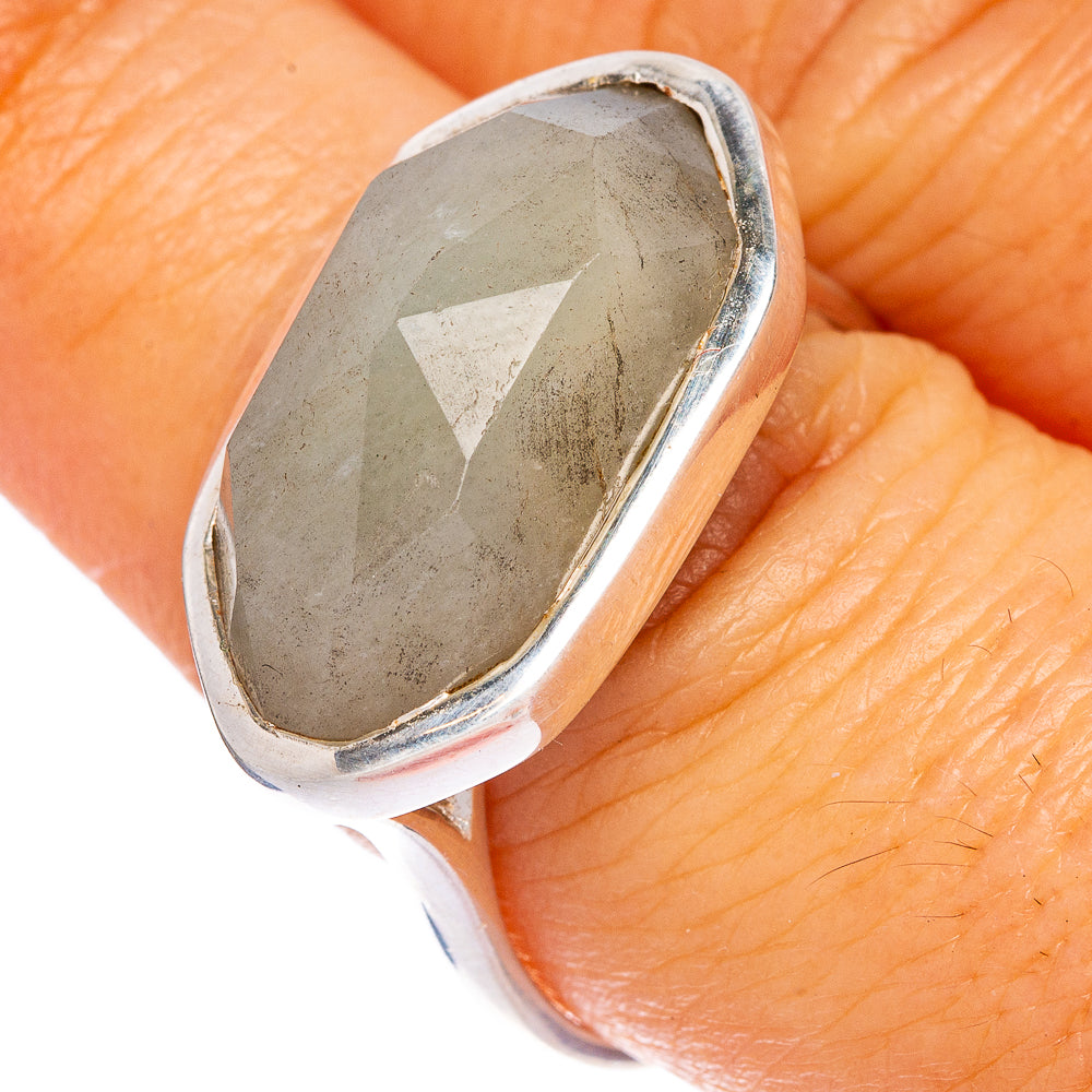 Labradorite Ring Size 9 (925 Sterling Silver) R1285