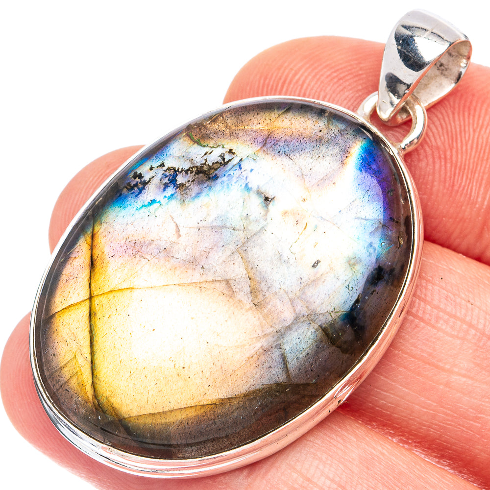 Labradorite Pendant 1 3/4" (925 Sterling Silver) P45201