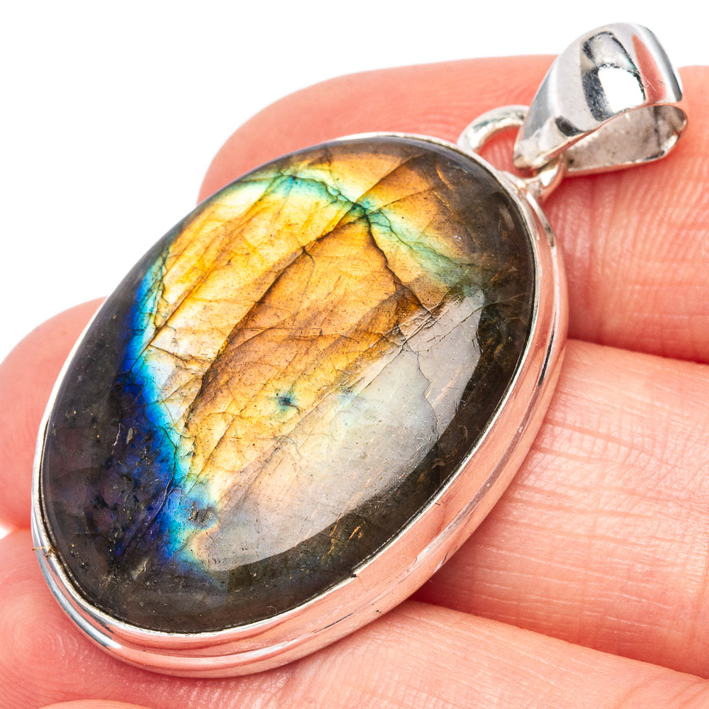 Labradorite Pendant 1 5/8" (925 Sterling Silver) P44817