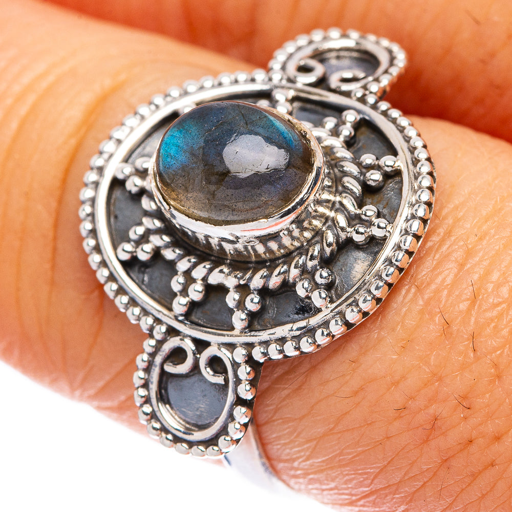 Labradorite Ring Size 8 (925 Sterling Silver) R146176