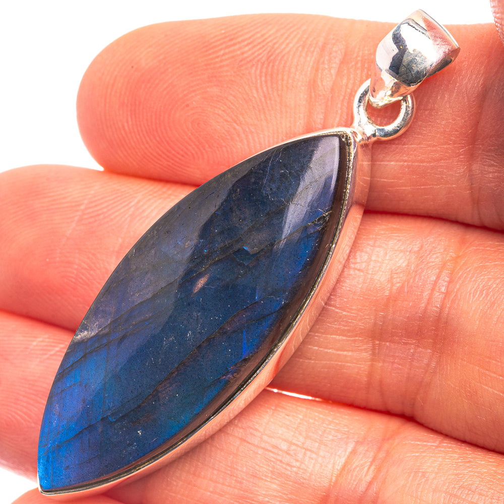 Labradorite Pendant 2" (925 Sterling Silver) P38948
