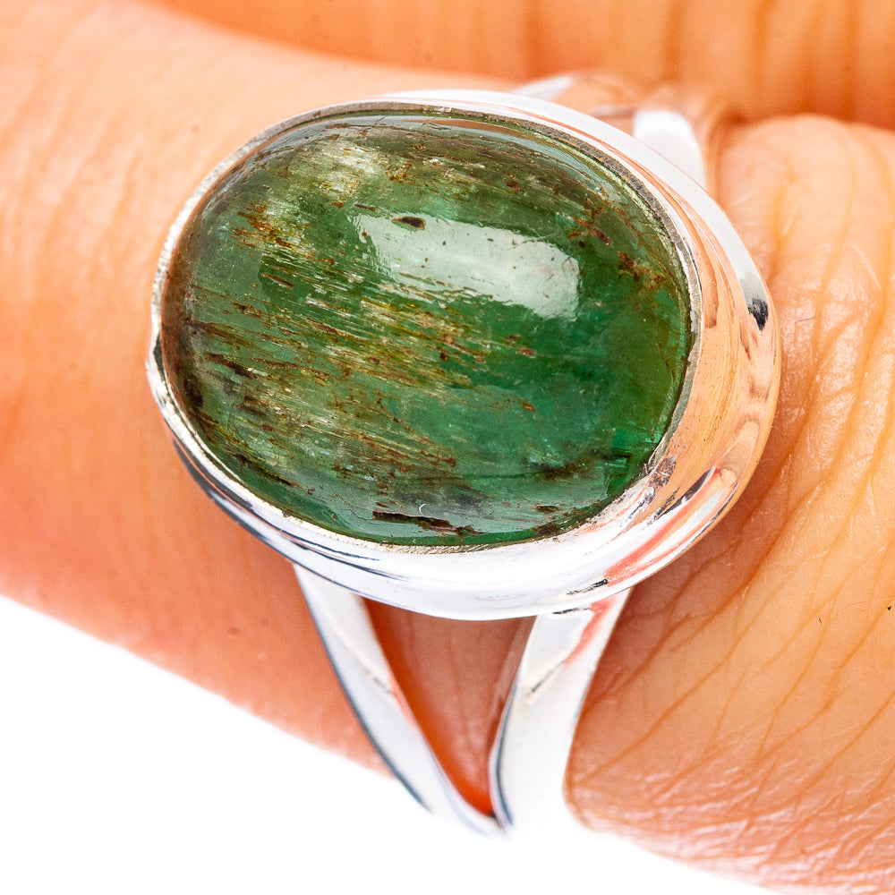 Green Aventurine 925 Sterling Silver Ring Size 7 (925 Sterling Silver) R3842