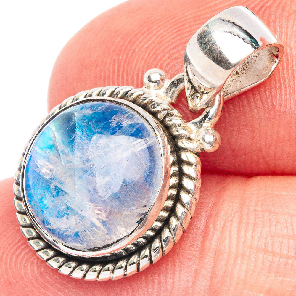 Rainbow Moonstone Pendant 1" (925 Sterling Silver) P44841