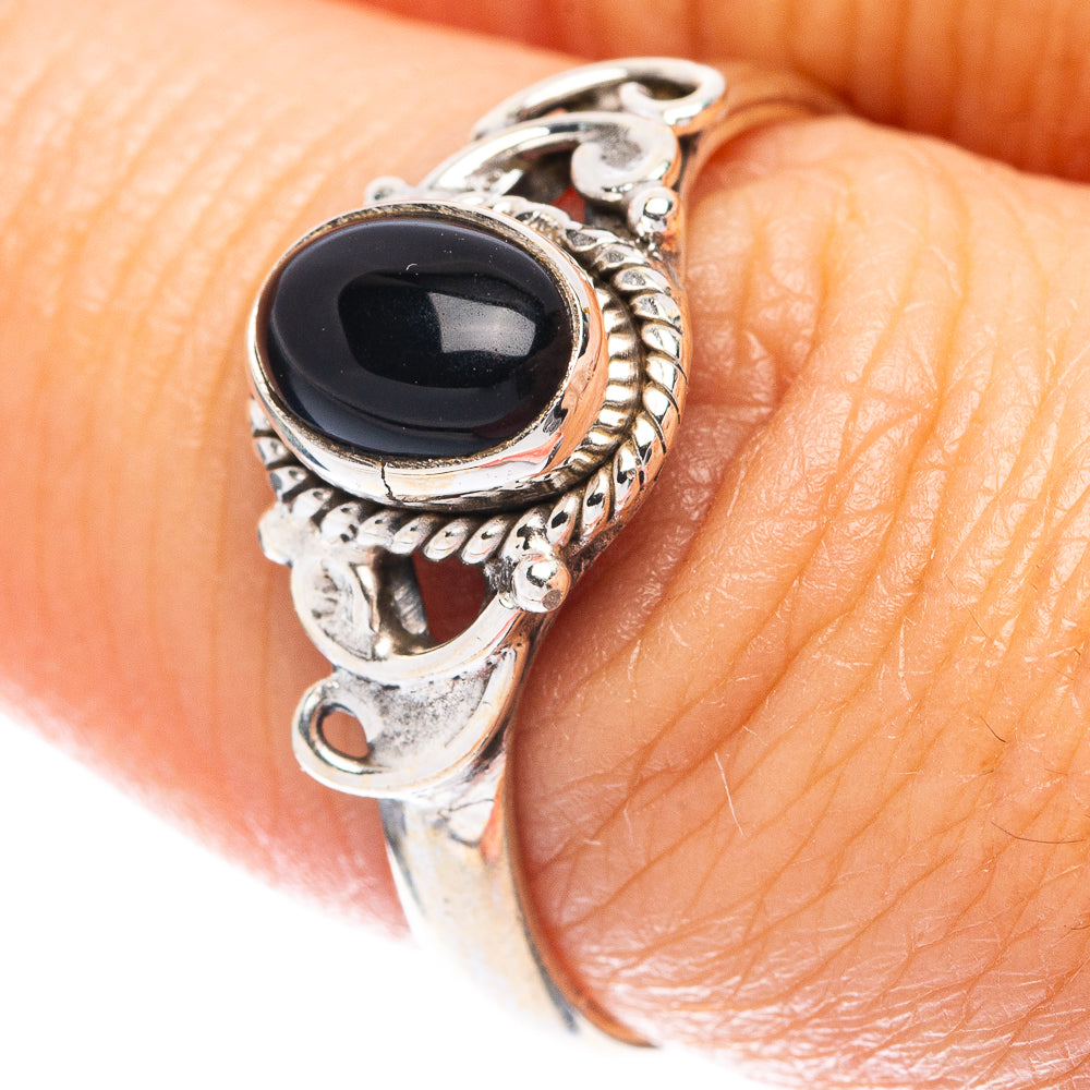 Black Onyx Dainty Ring Size 8 (925 Sterling Silver) R5835