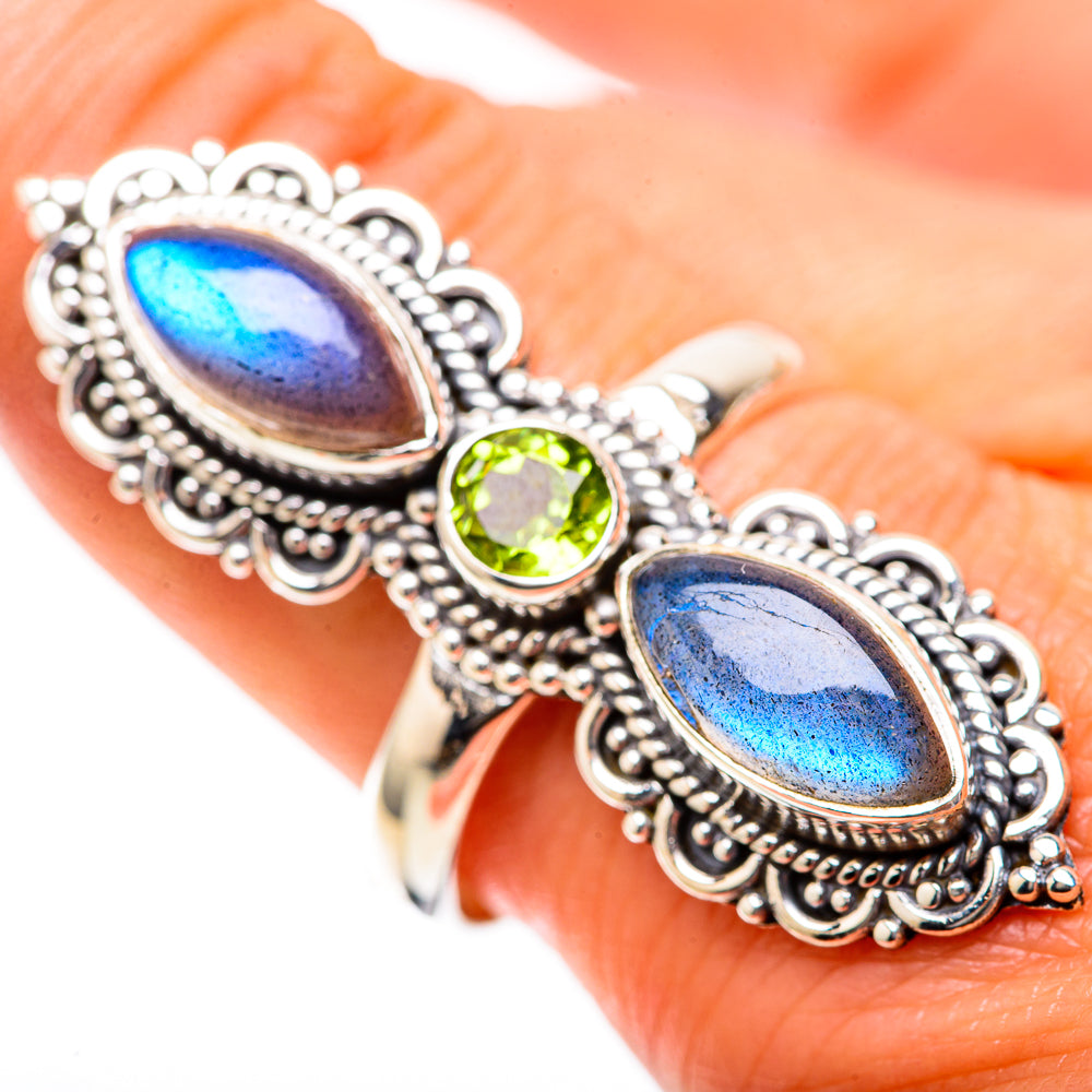 Large Labradorite, Peridot Ring Size 10 (925 Sterling Silver) RING138014