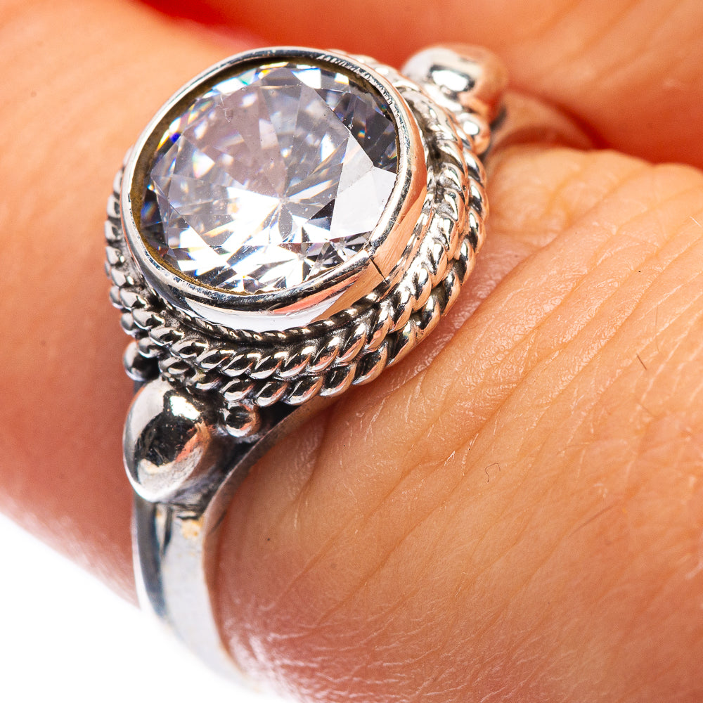 White Topaz Dainty Ring Size 7 (925 Sterling Silver) R142602