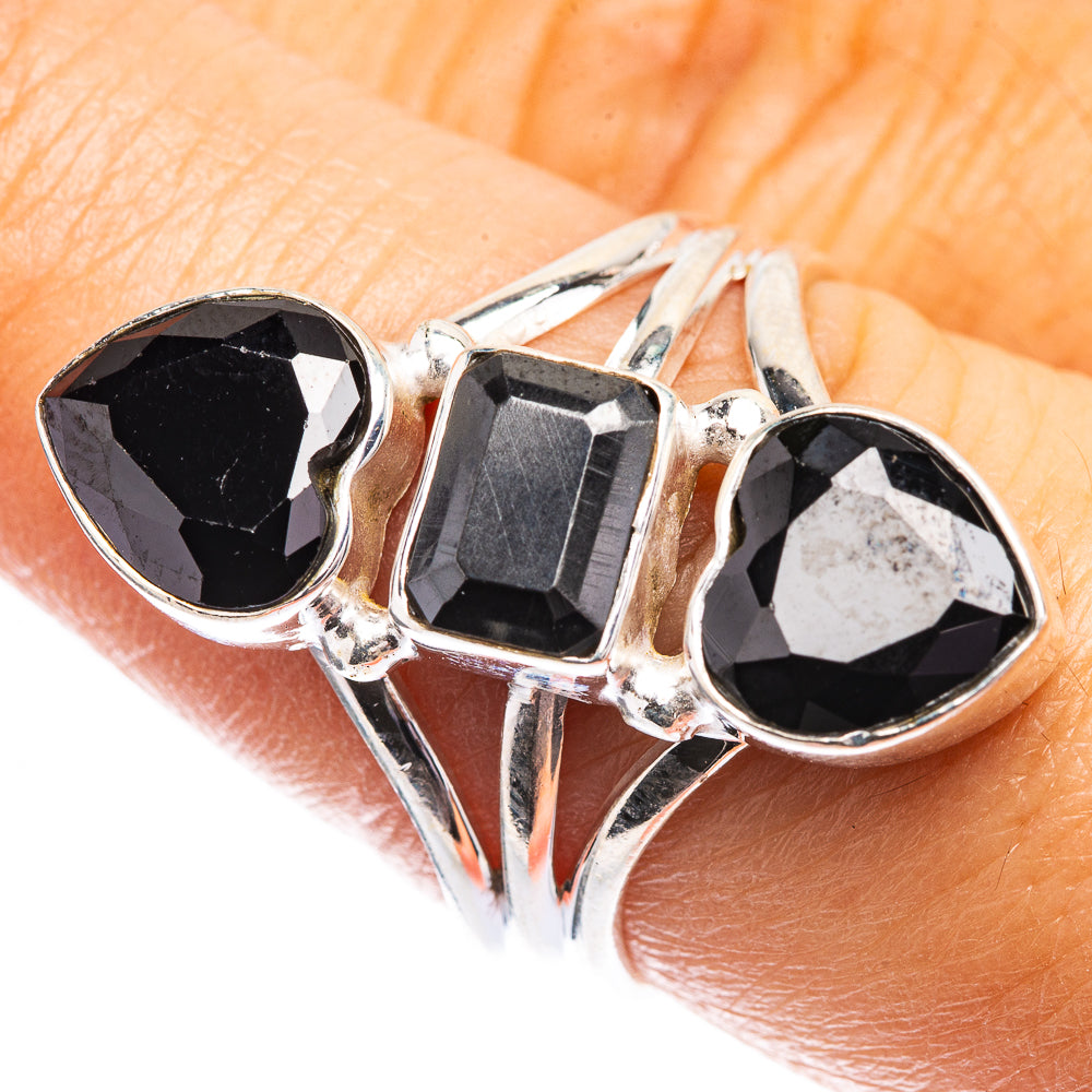 Black Onyx Ring Size 8 (925 Sterling Silver) R142678