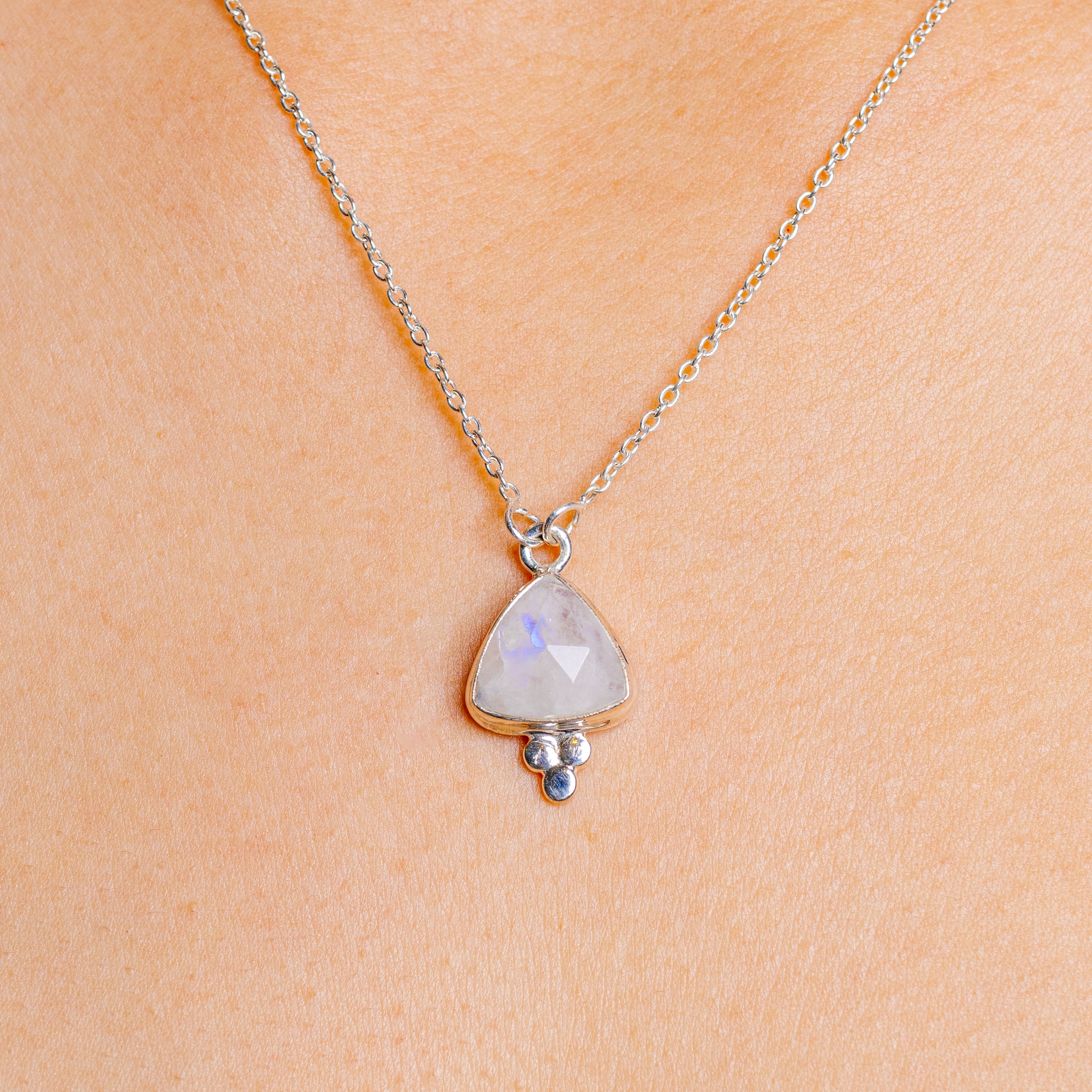 Rainbow Moonstone Necklace 16 to 18" (.925 Sterling Silver)