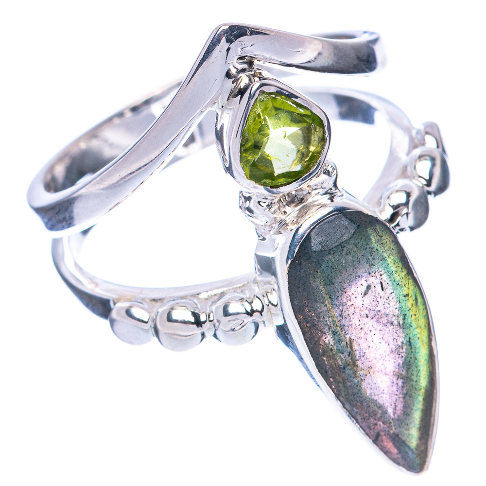 Premium Labradorite, Peridot Ring Size 7 (925 Sterling Silver) R2647