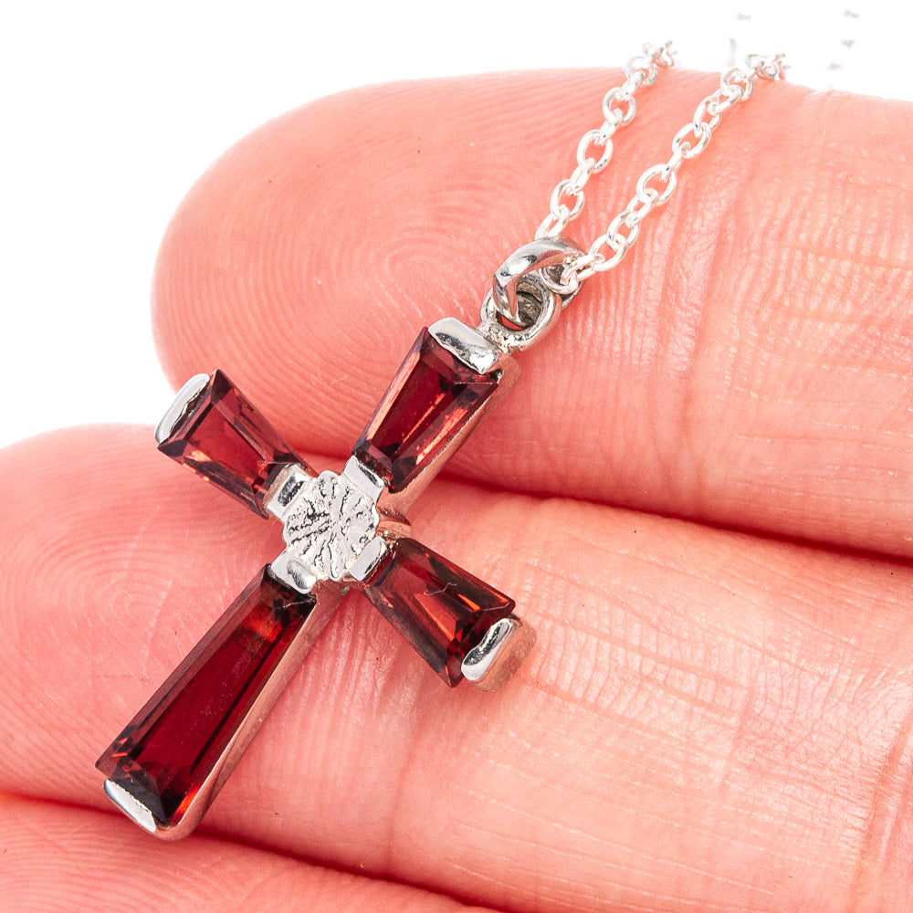 Garnet Cross Necklace 18 1/4" (925 Sterling Silver) N90044