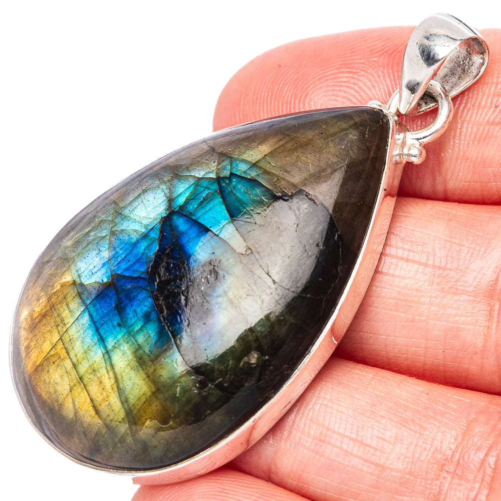 Labradorite Pendant 2 1/8" (925 Sterling Silver) P42467