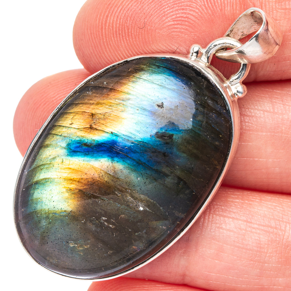 Labradorite Pendant 1 3/4" (925 Sterling Silver) P43037