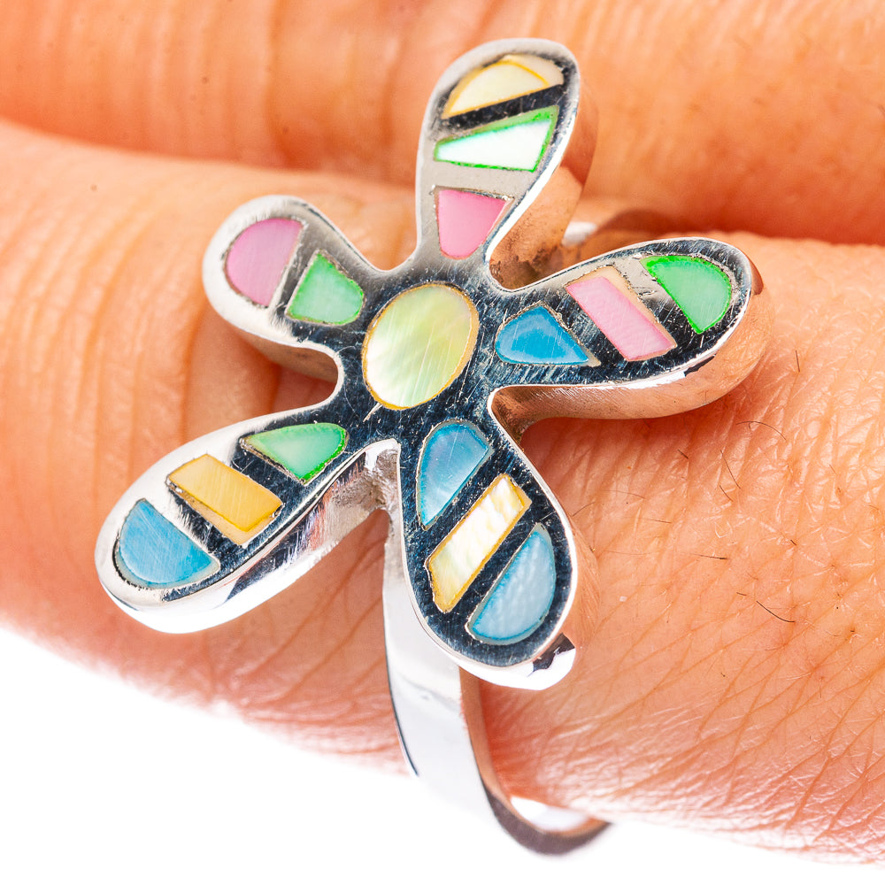Mother Of Pearl Inlay Flower Ring Size 8.5 (925 Sterling Silver) R3034