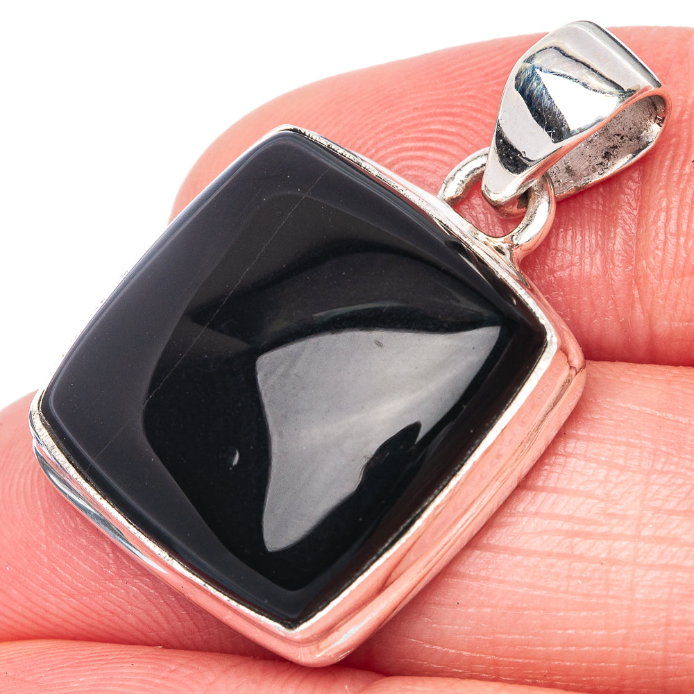 Black Onyx Pendant 1 1/8" (925 Sterling Silver) P40914