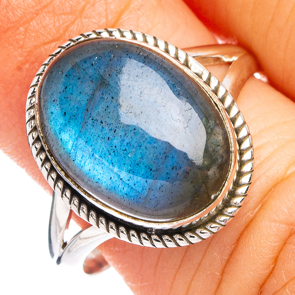 Labradorite Ring Size 7 (.925 Sterling Silver)