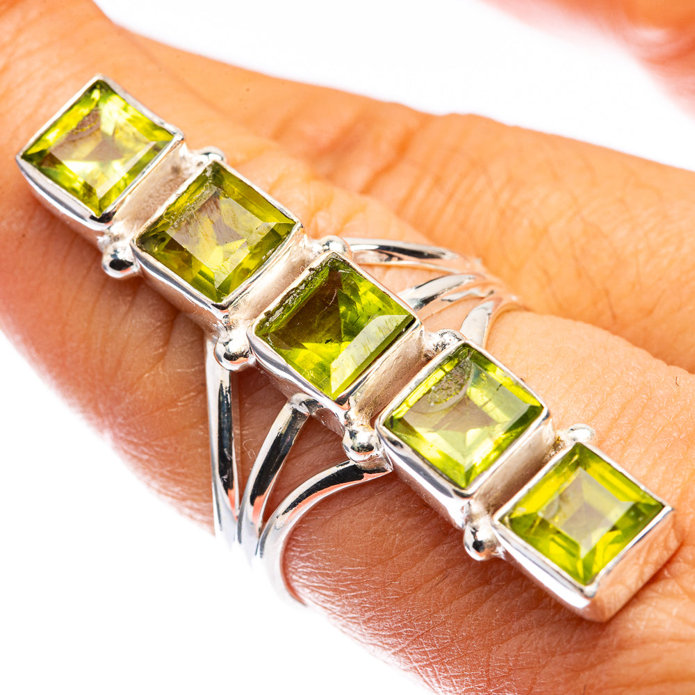 Large Peridot Ring Size 8 (925 Sterling Silver) R142742