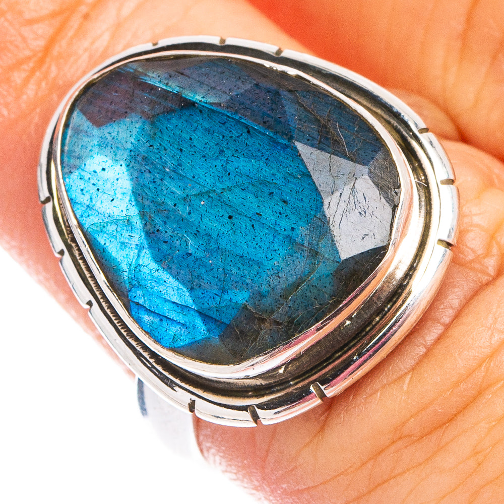Labradorite Ring Size 6.75 (.925 Sterling Silver)