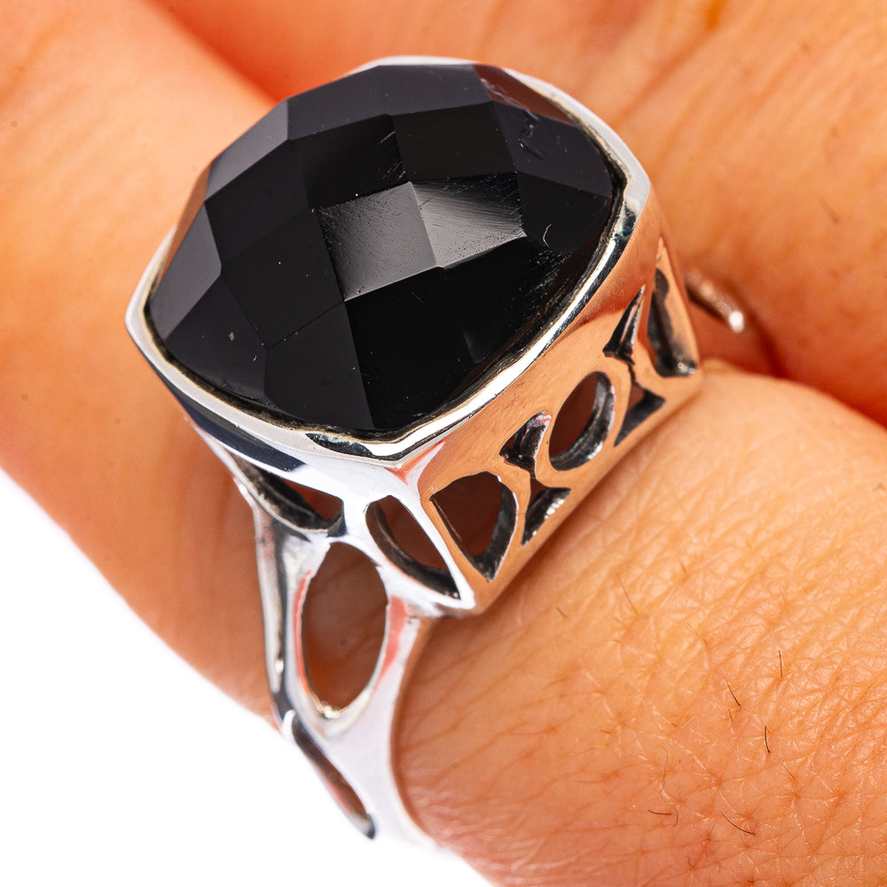 Black Onyx Ring Size 7.75 (925 Sterling Silver) R146067