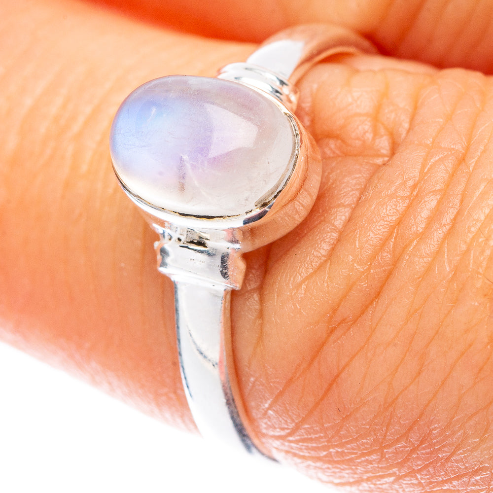 Rainbow Moonstone 925 Sterling Silver Ring Size 7.25 (925 Sterling Silver) R5314