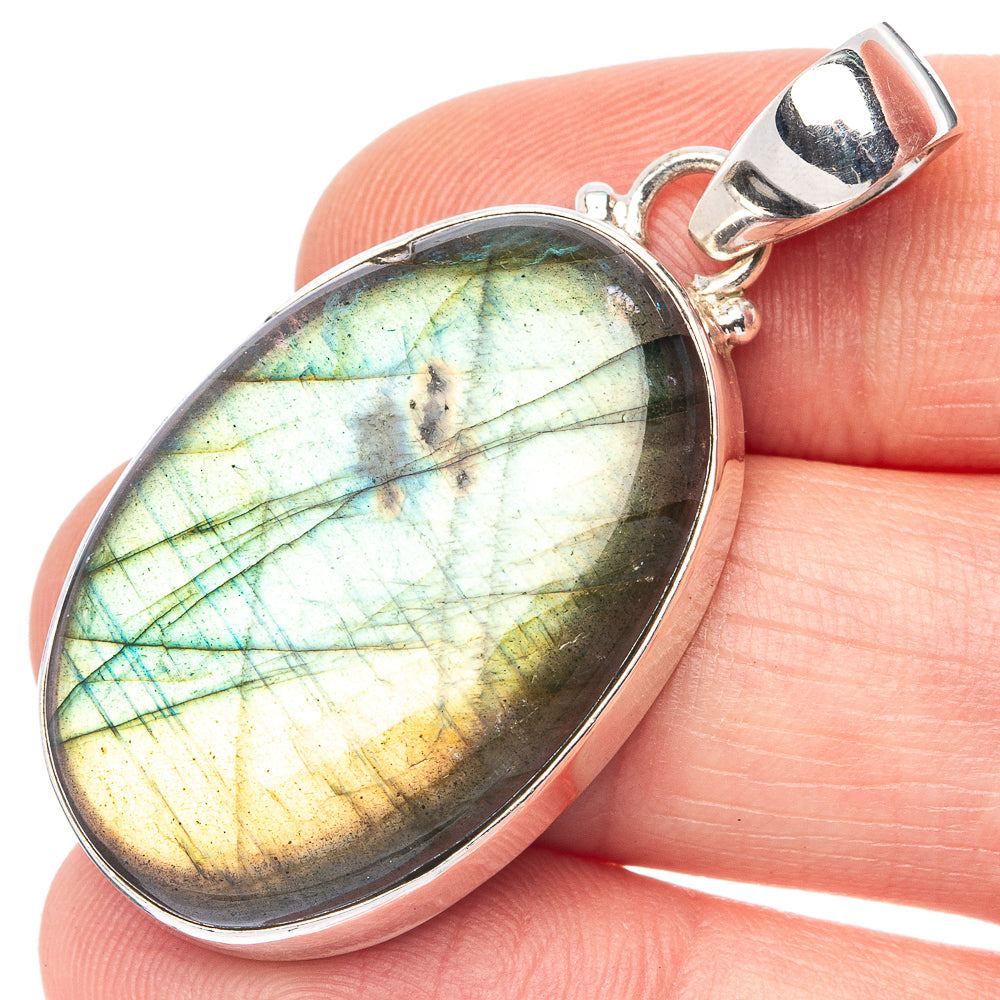 Labradorite Pendant 1 3/4" (925 Sterling Silver) P43203