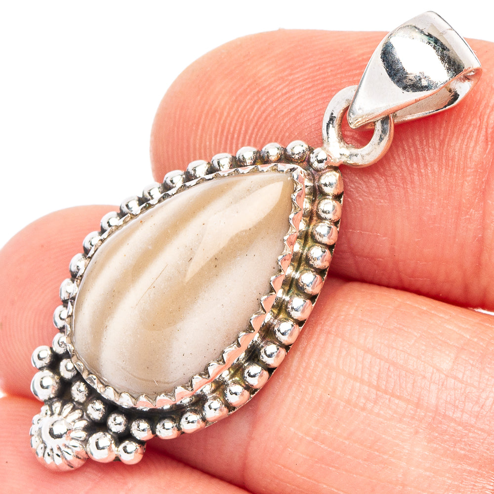 Stripped Flint Pendant 1 1/2" (925 Sterling Silver) P44002
