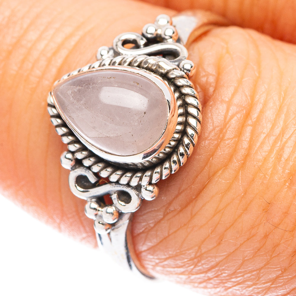 Rose Quartz Ring Size 8 (925 Sterling Silver) R5597