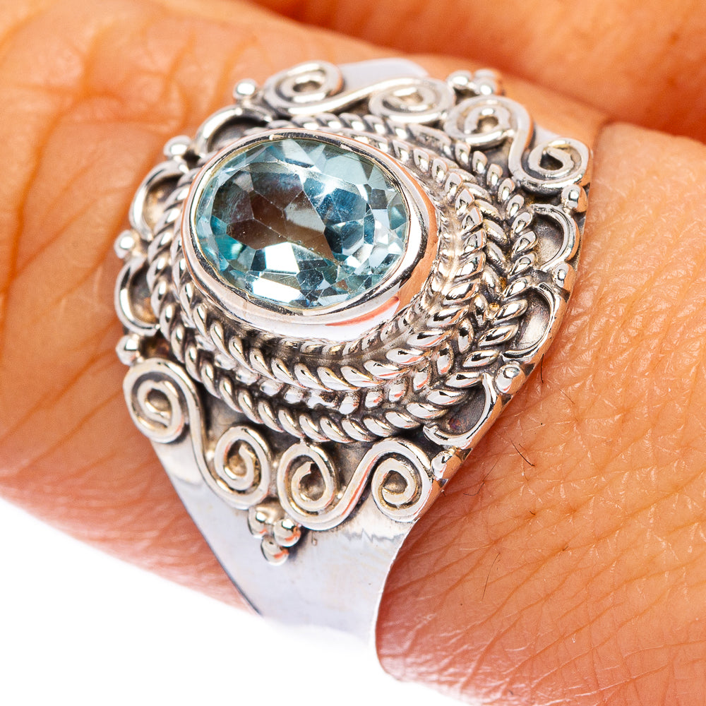 Blue Topaz Ring Size 9 (925 Sterling Silver) R146178