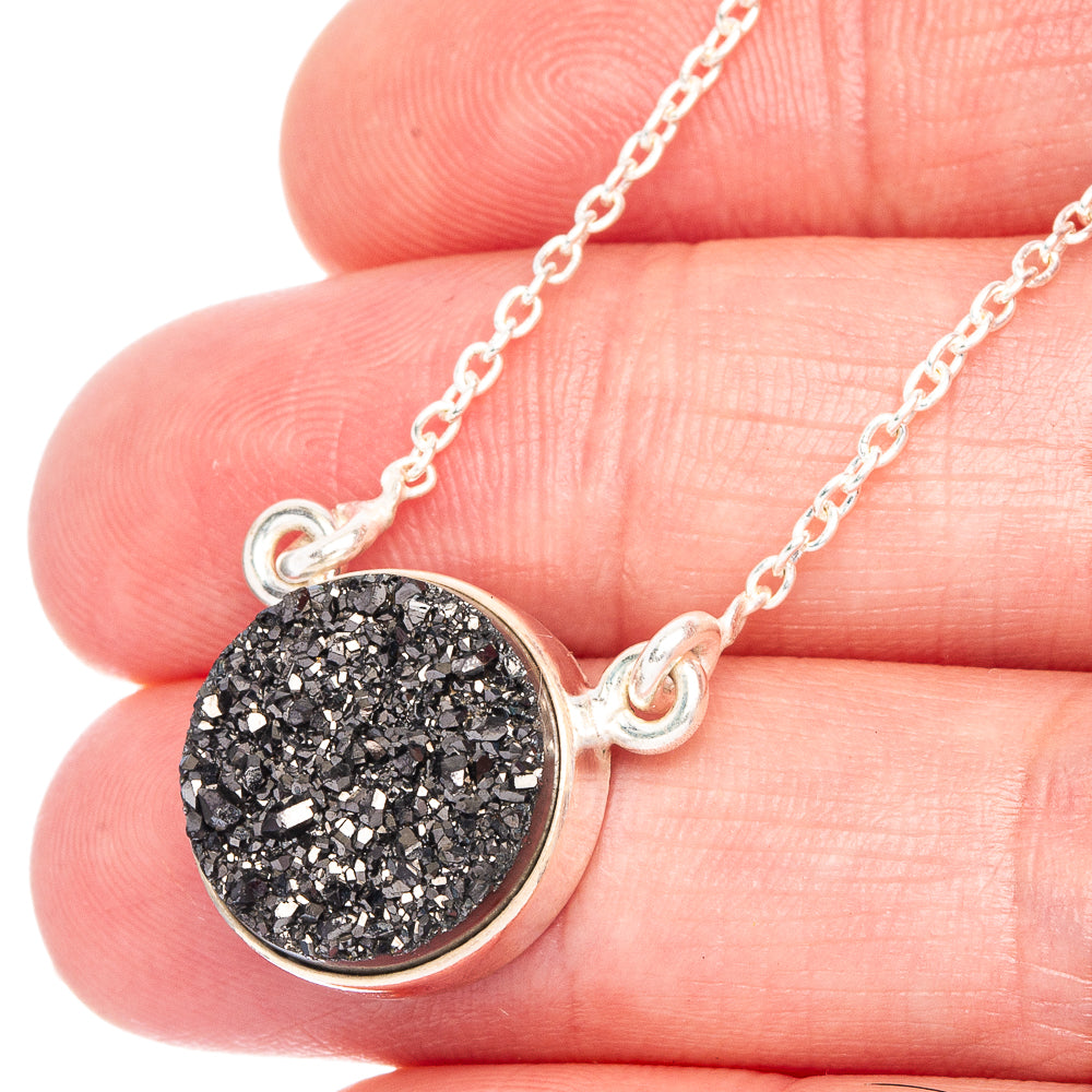 Metallic Druzy Necklace 17 1/4" (925 Sterling Silver) N90078