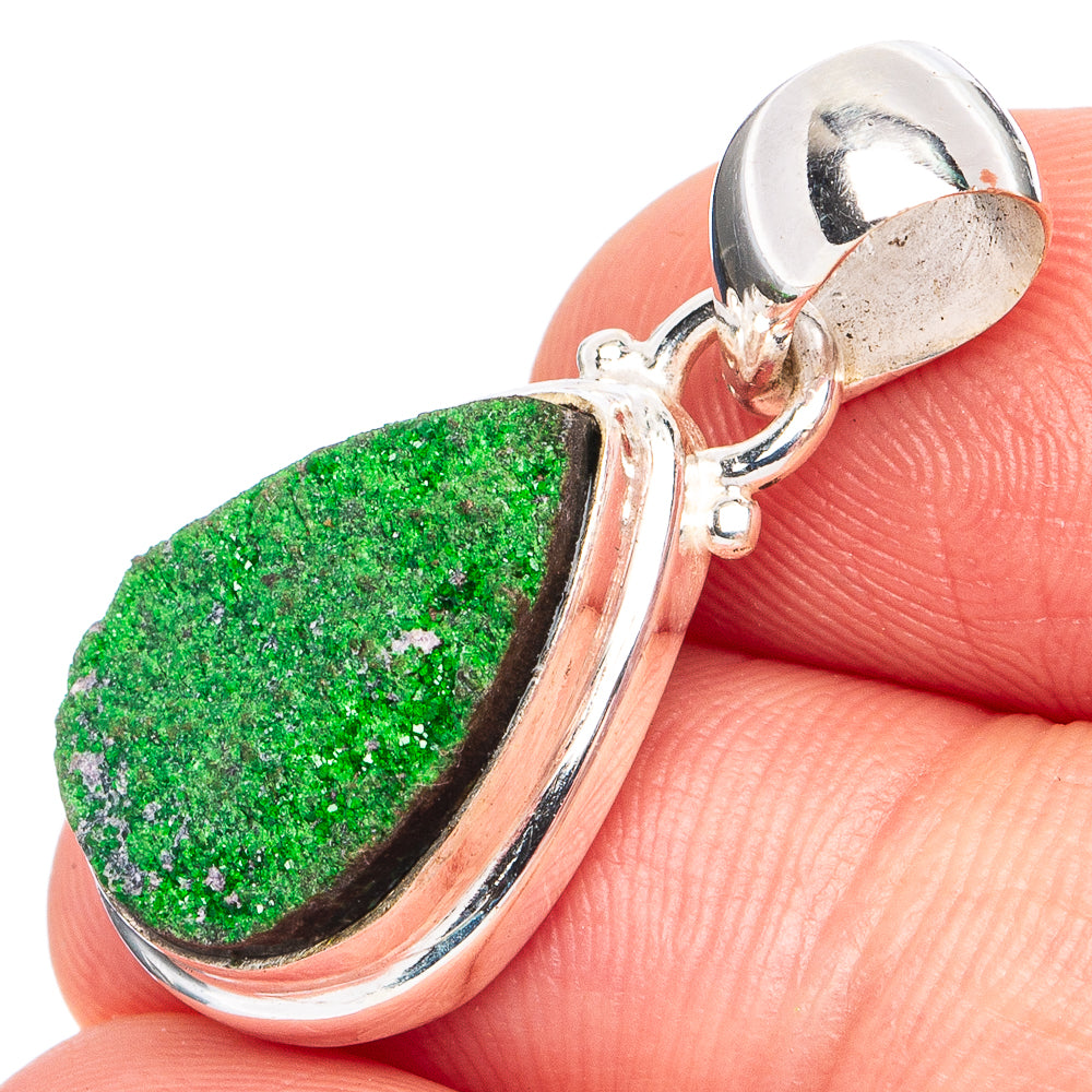 Rare Uvarovite Garnet Pendant 1 1/8" (925 Sterling Silver) P45111