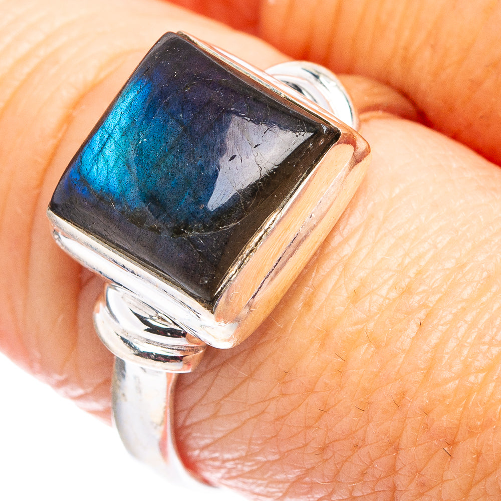 Labradorite Ring Size 9 (.925 Sterling Silver)