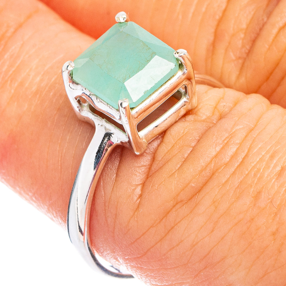 Gem Silica Ring Size 7.75 (.925 Sterling Silver)