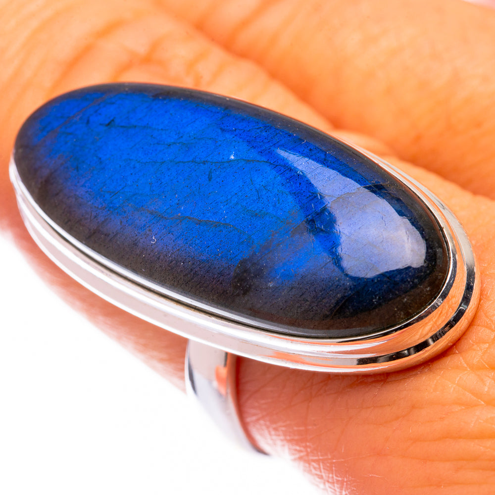 Large Labradorite Ring Size 9 (925 Sterling Silver) R141050