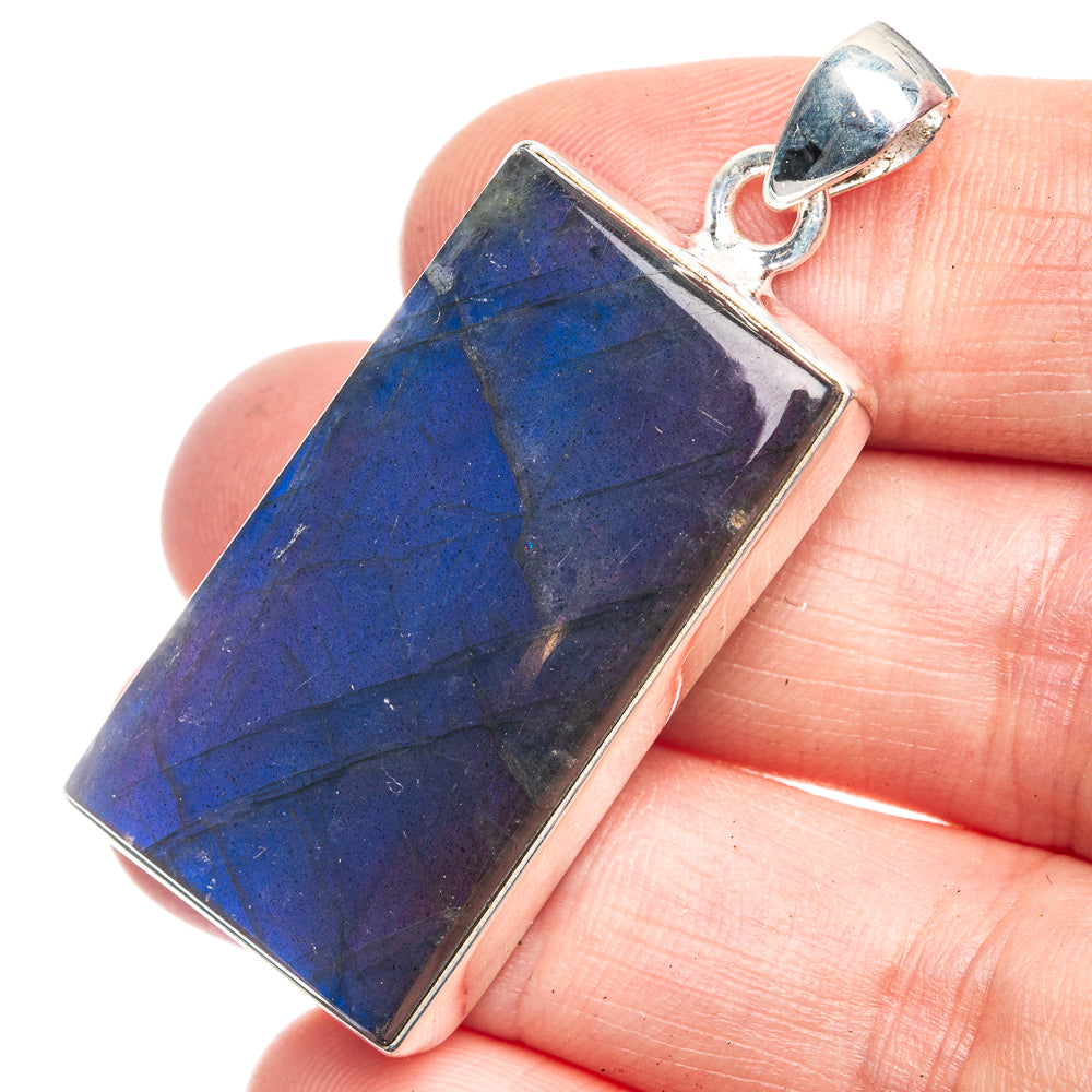 Labradorite Pendant 1 7/8" (925 Sterling Silver) P39148