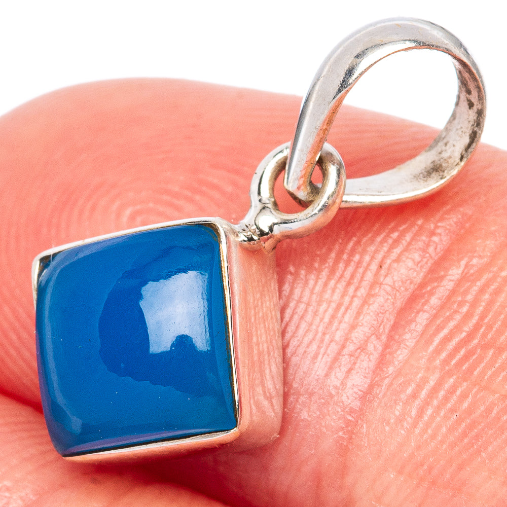 Chalcedony Dainty Pendant 3/4" (925 Sterling Silver) P43524