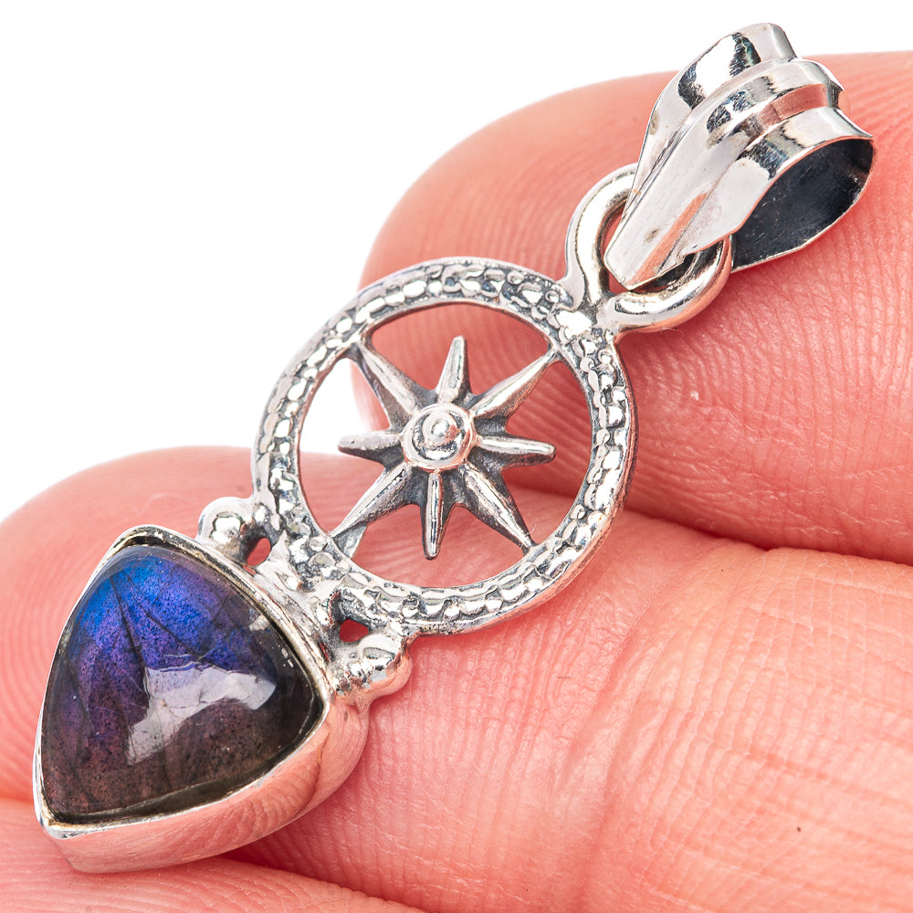 Labradorite Dainty Pendant 1 1/4" (925 Sterling Silver) P39922