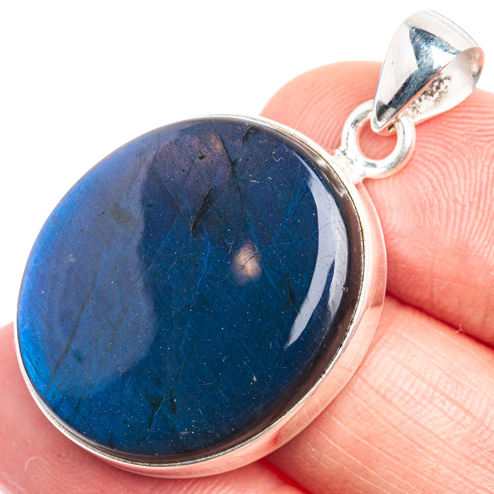Labradorite Pendant 1 1/2" (925 Sterling Silver) P39236