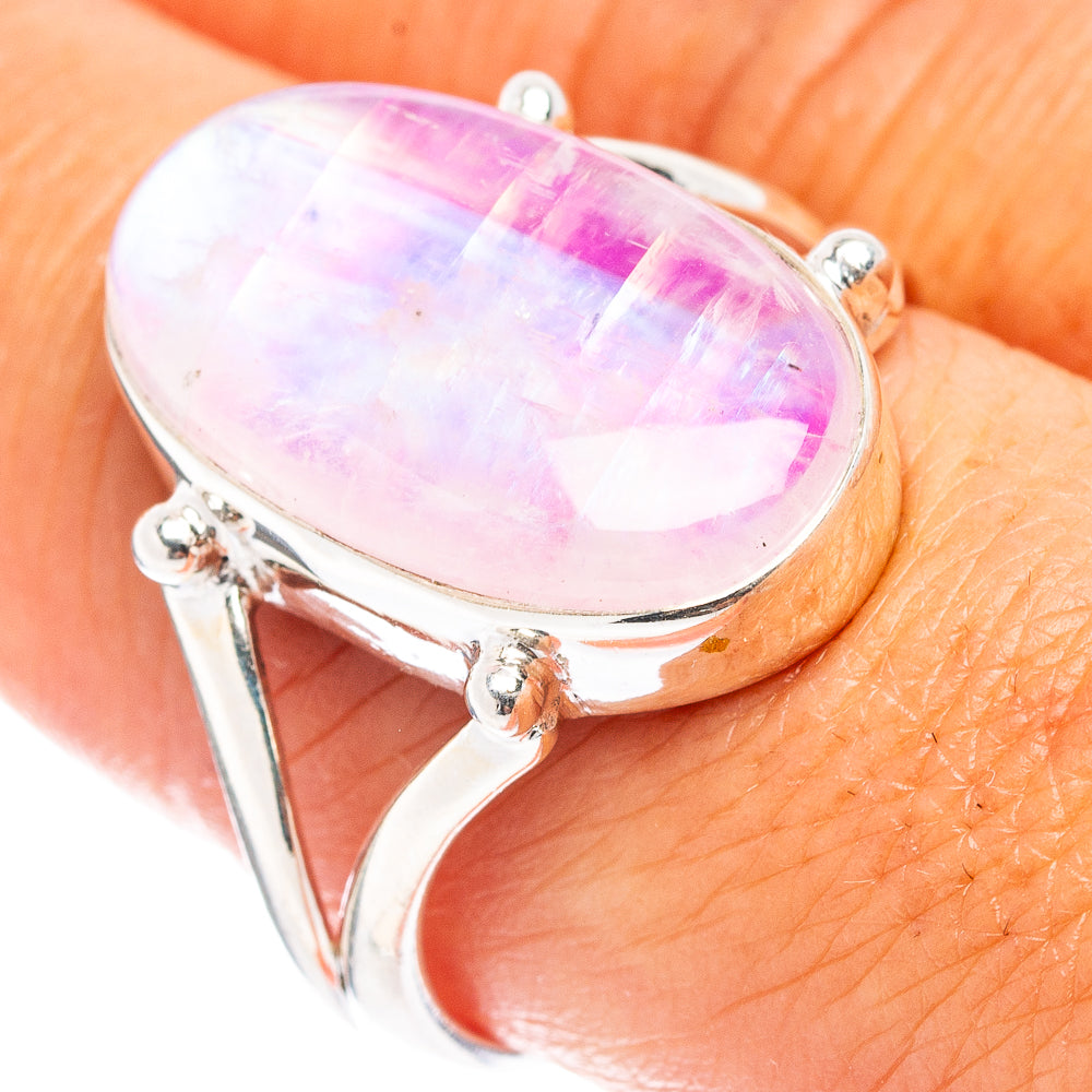 (Classic Series) Pink Moonstone Ring Size 9 (.925 Sterling Silver)