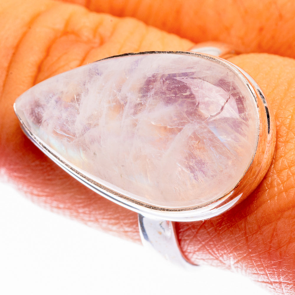 Rainbow Moonstone Ring Size 9 (925 Sterling Silver) R142164
