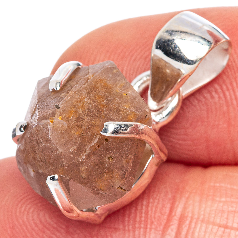 Beta Quartz Pendant 7/8" (925 Sterling Silver) P41681