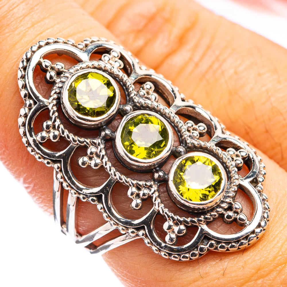 Peridot Ring Size 6.75 (925 Sterling Silver) R142806