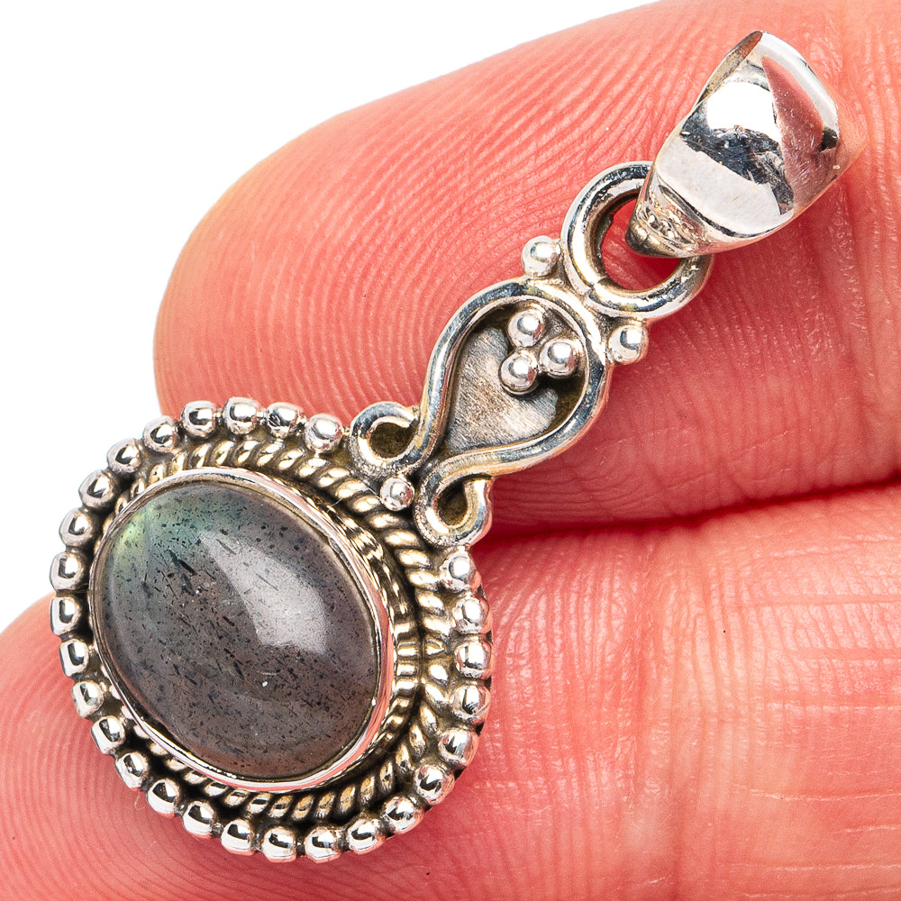 Labradorite Pendant 1 1/4" (925 Sterling Silver) P45476